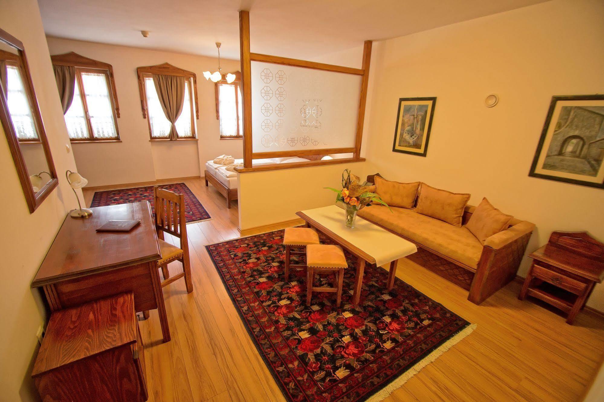 Boutique Hotel Old Town מוסטר מראה חיצוני תמונה