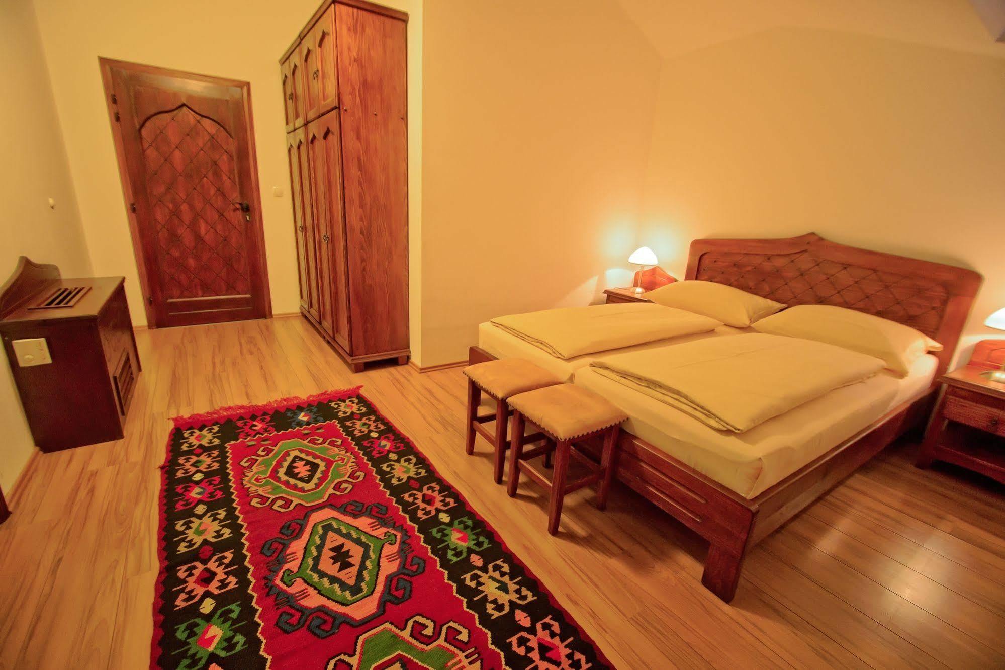 Boutique Hotel Old Town מוסטר מראה חיצוני תמונה