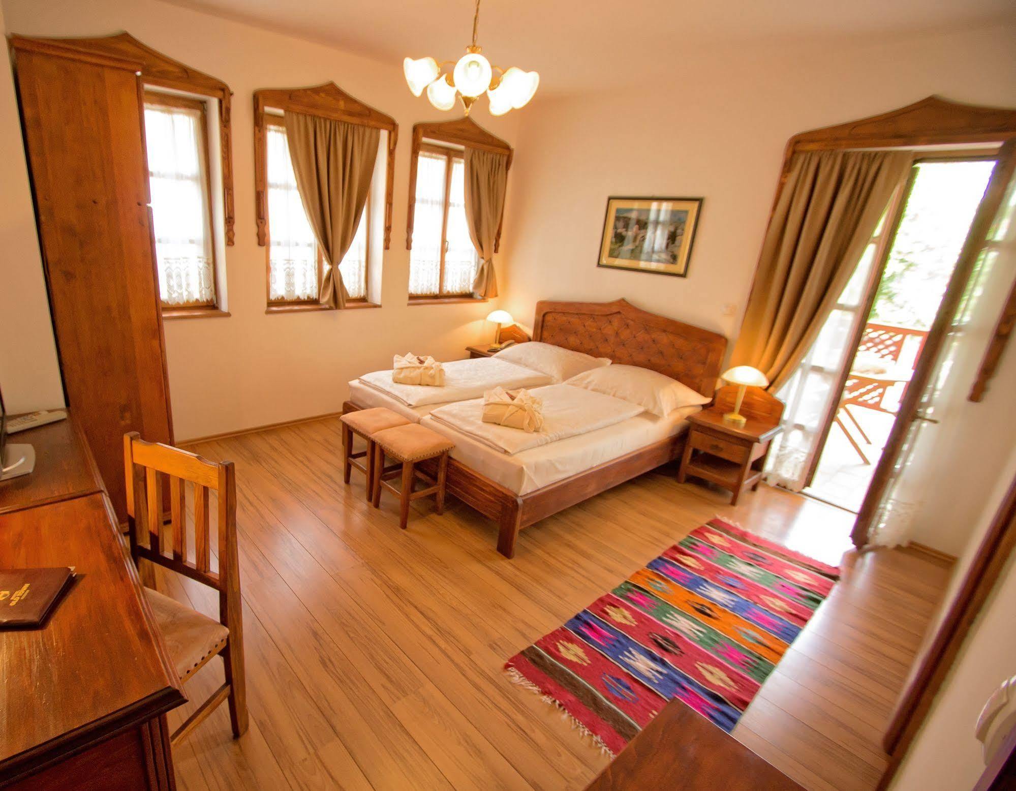 Boutique Hotel Old Town מוסטר מראה חיצוני תמונה